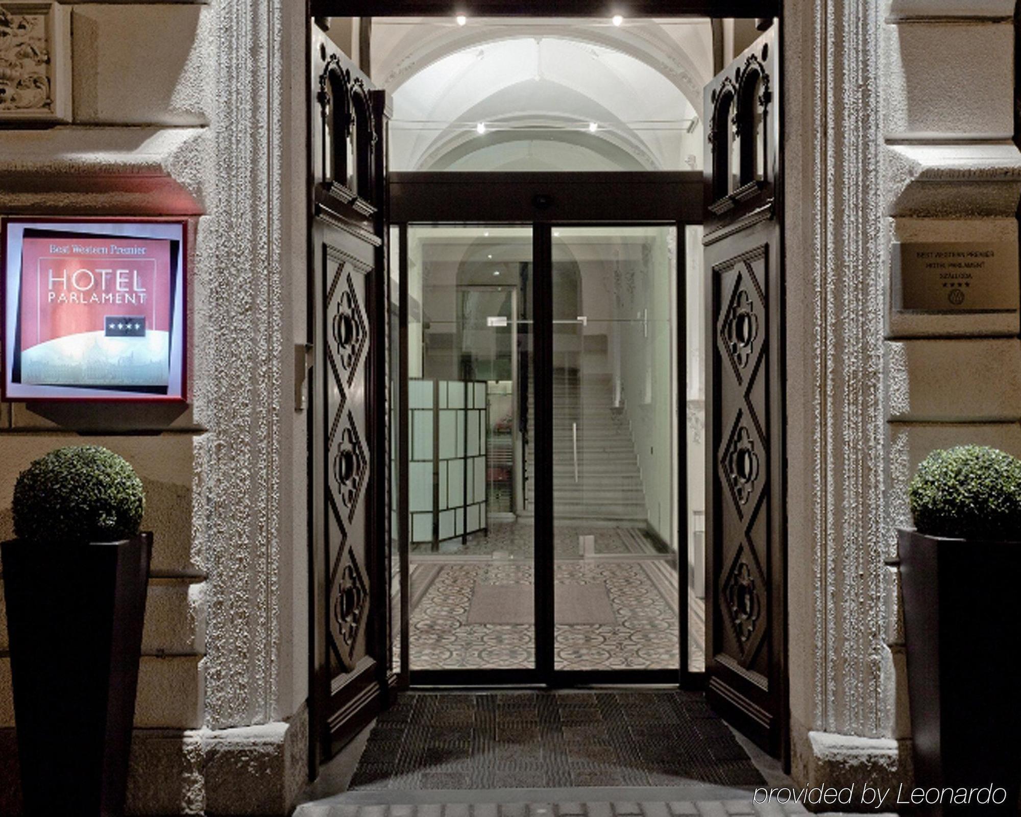 Ikonik Parlament Hotel Будапеща Екстериор снимка